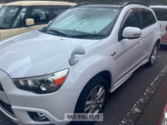 Mitsubishi RVR 2010-09 8414798-1