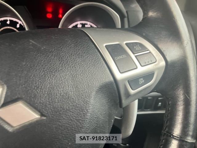 Mitsubishi RVR 2010-09 8414798-19