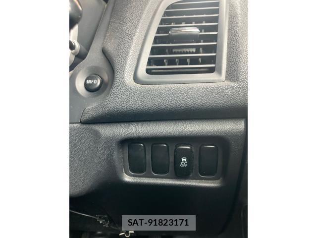 Mitsubishi RVR 2010-09 8414798-24