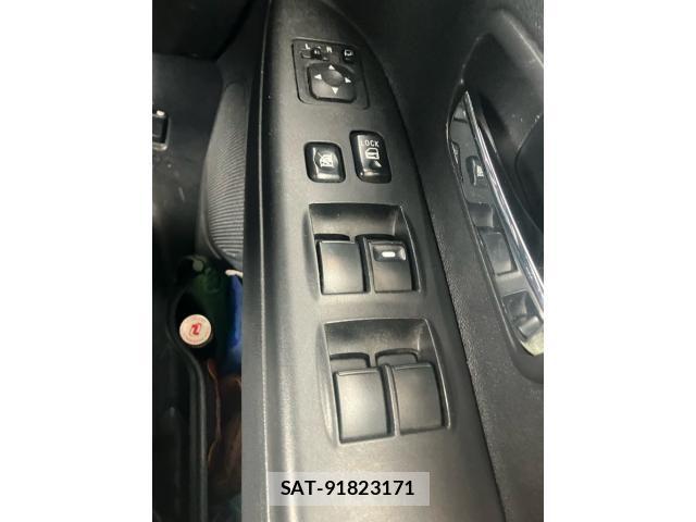 Mitsubishi RVR 2010-09 8414798-25