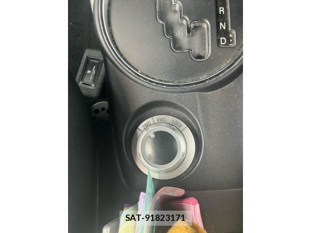 Mitsubishi RVR 2010-09 8414798-26