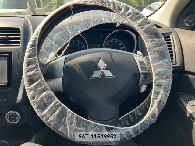 Mitsubishi RVR 2010-02 8628751-11