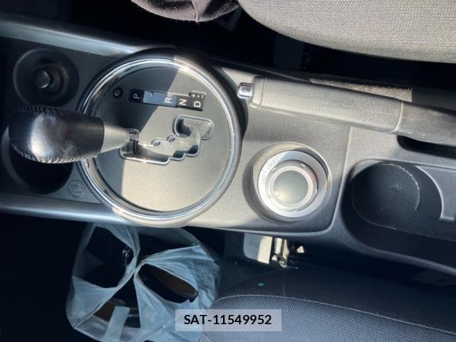 Mitsubishi RVR 2010-02 8628751-14