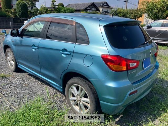 Mitsubishi RVR 2010-02 8628751-1