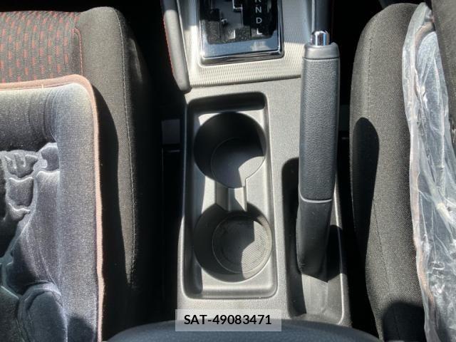Mitsubishi RVR 2017-10 8686481-19