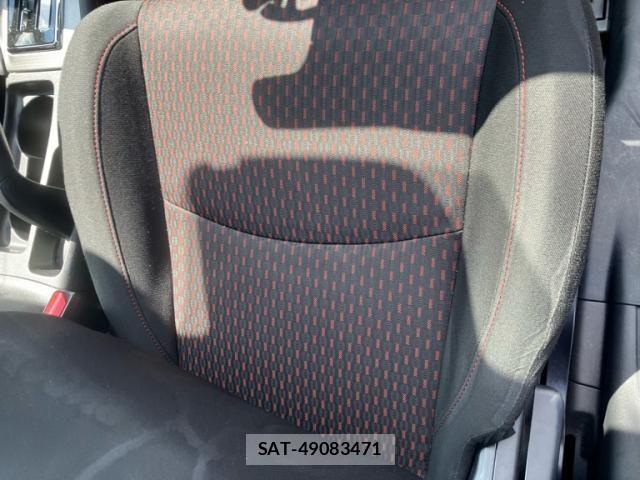 Mitsubishi RVR 2017-10 8686481-7