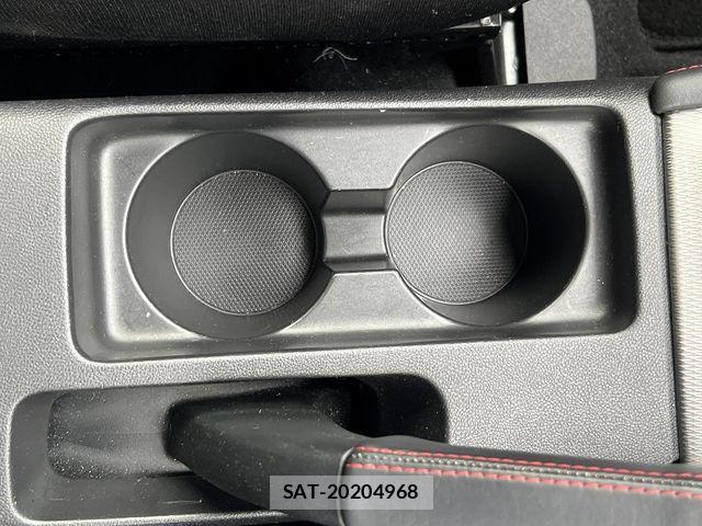 Mitsubishi RVR 2024-07 8831421-13