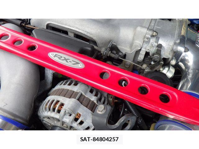 Mazda RX-7 2002-09 1417287-21