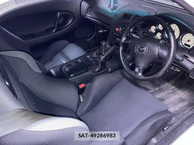 Mazda RX-7 2002-08 4048580-10