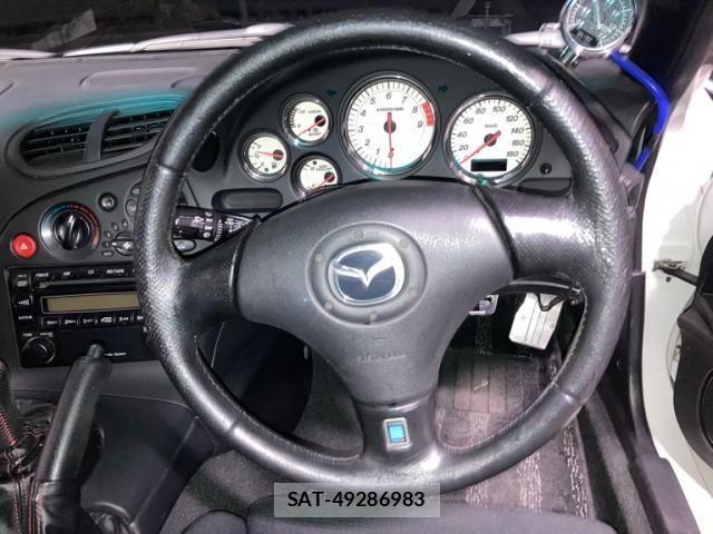 Mazda RX-7 2002-08 4048580-11