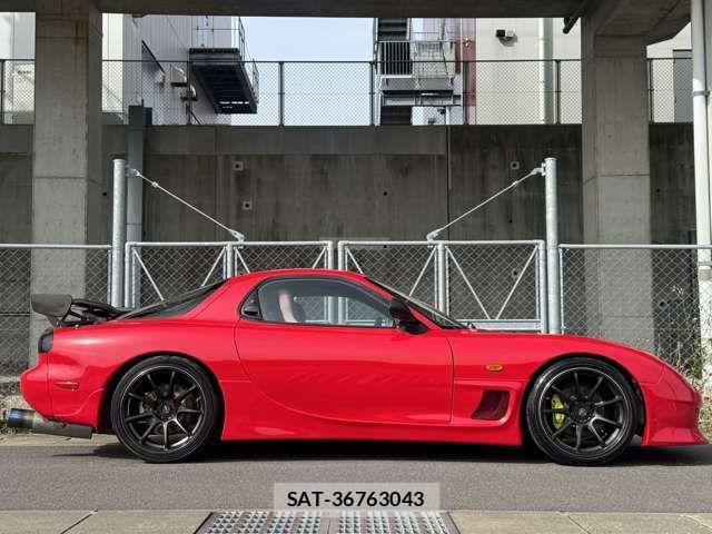 Mazda RX-7 1997-05 4372743-10