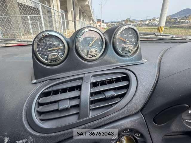 Mazda RX-7 1997-05 4372743-14