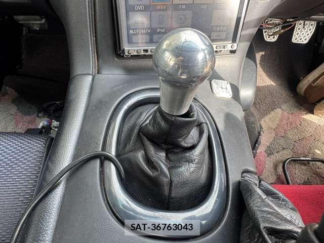 Mazda RX-7 1997-05 4372743-18