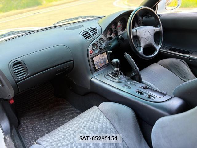 Mazda RX-7 1997-03 6753181-9