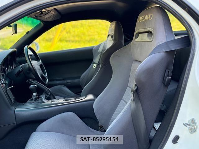 Mazda RX-7 1997-03 6753181-10