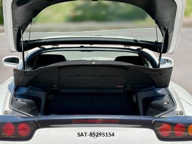 Mazda RX-7 1997-03 6753181-13