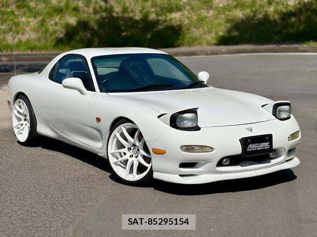 Mazda RX-7 1997-03 6753181-2