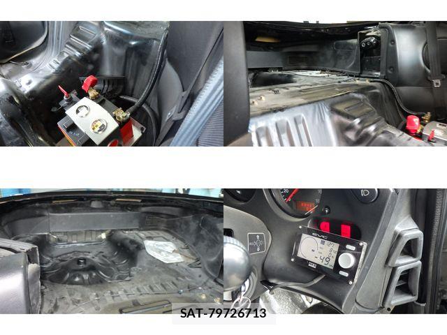 Mazda RX-7 1996-03 8075437-13
