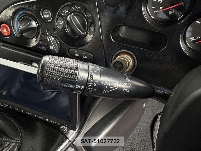 Mazda RX-7 1995-04 8414802-13