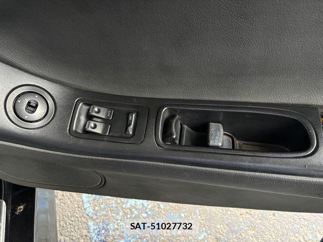 Mazda RX-7 1995-04 8414802-17