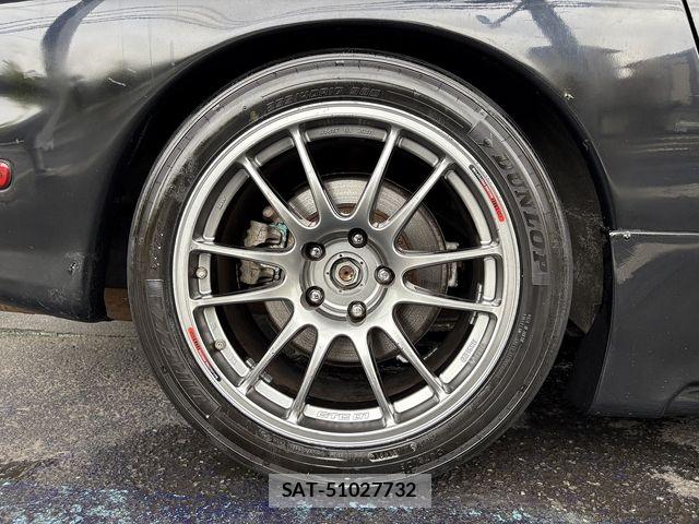 Mazda RX-7 1995-04 8414802-24