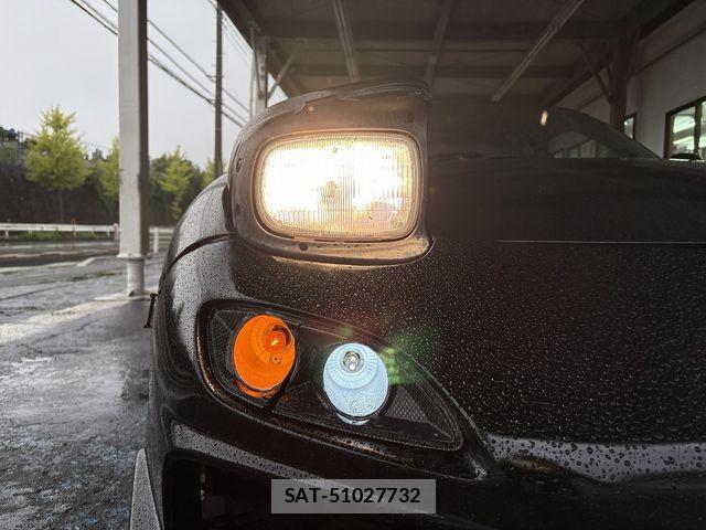 Mazda RX-7 1995-04 8414802-27
