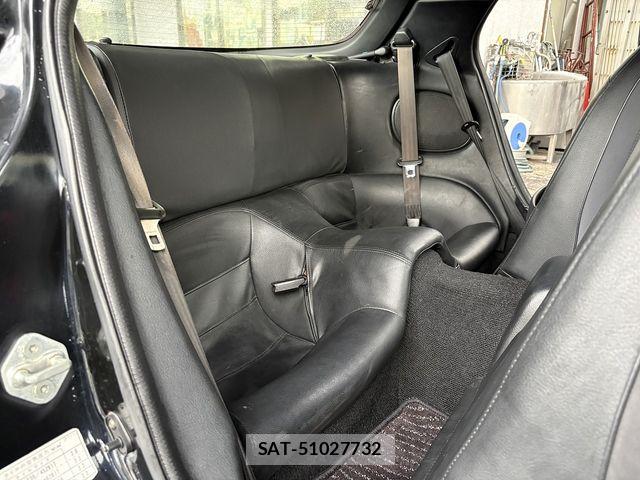 Mazda RX-7 1995-04 8414802-29