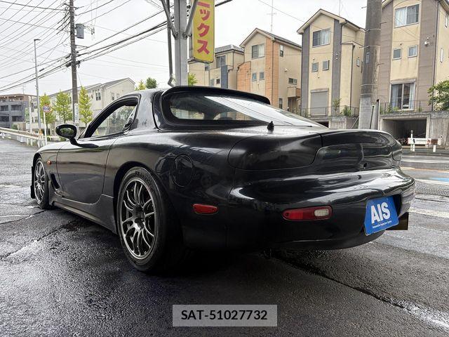 Mazda RX-7 1995-04 8414802-6
