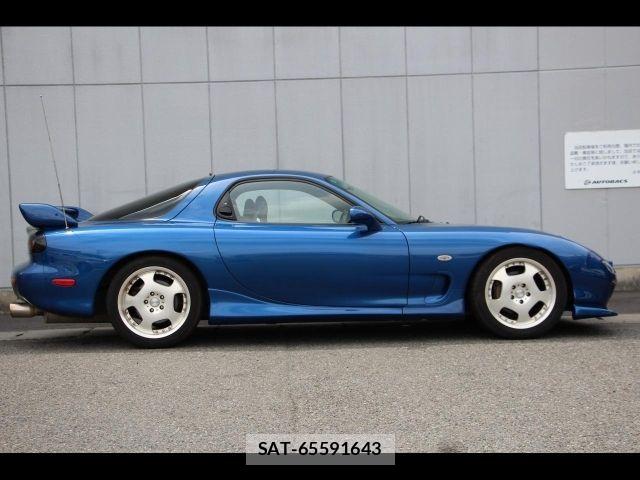 Mazda RX-7 2001-07 8628753-16