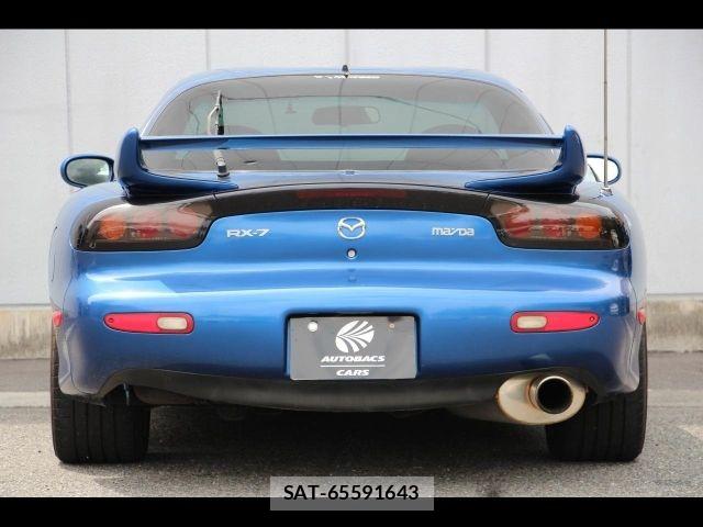 Mazda RX-7 2001-07 8628753-4