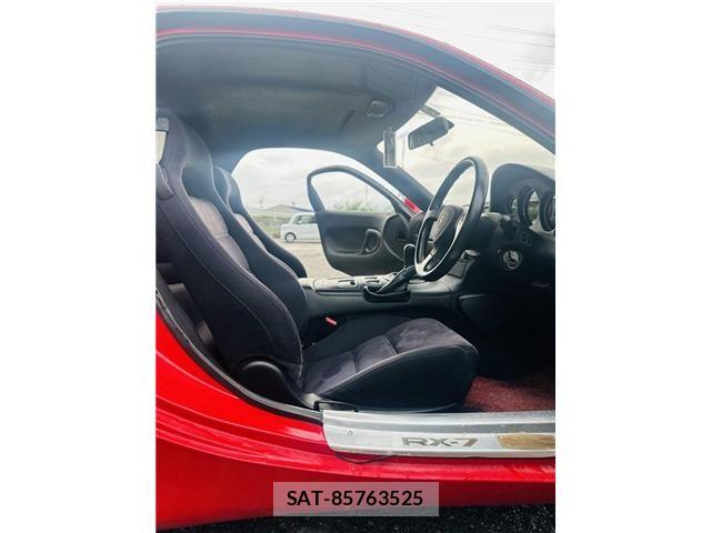 Mazda RX-7 1992-04 8661391-9