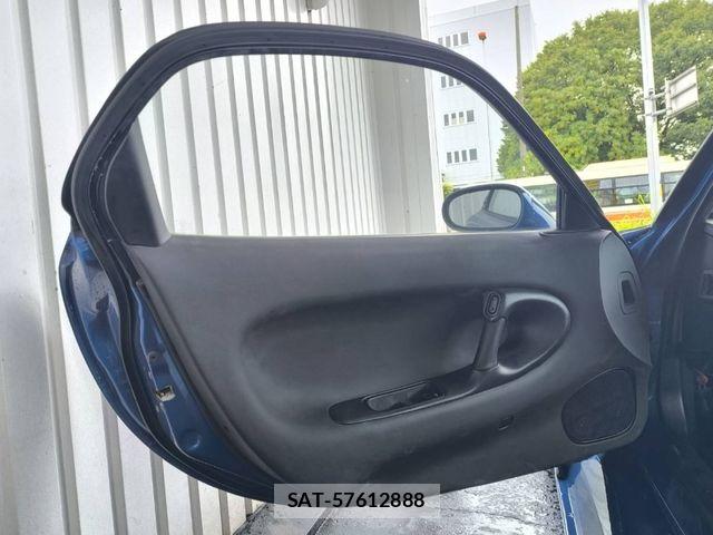 Mazda RX-7 2001-09 8881973-11