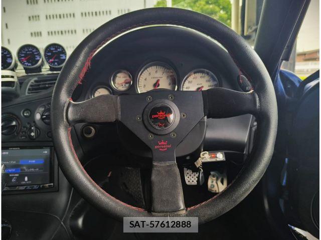 Mazda RX-7 2001-09 8881973-13
