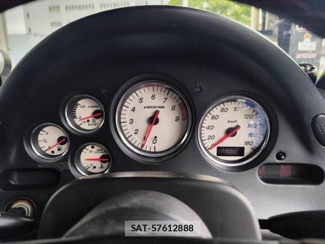 Mazda RX-7 2001-09 8881973-15