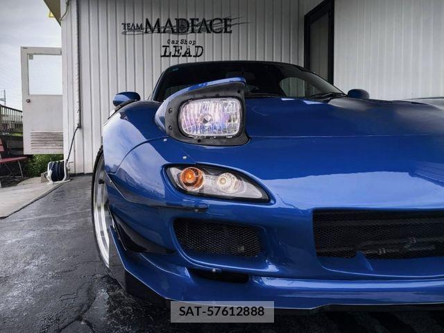Mazda RX-7 2001-09 8881973-26