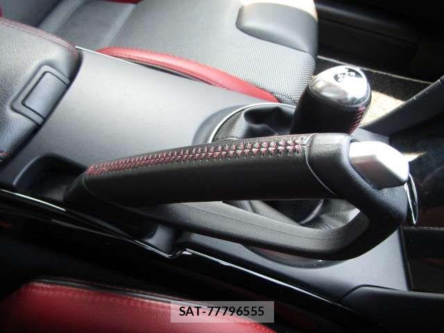 Mazda RX-8 2012-01 1276388-5