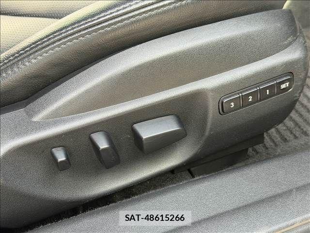 Mazda RX-8 2011-05 6717215-15