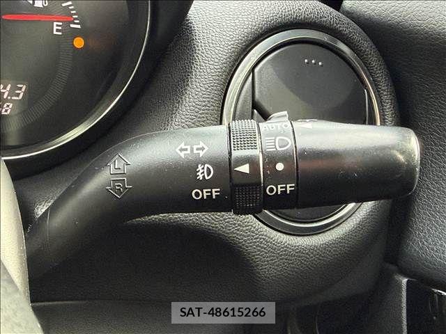 Mazda RX-8 2011-05 6717215-28