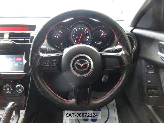 Mazda RX-8 2012-09 6912306-15
