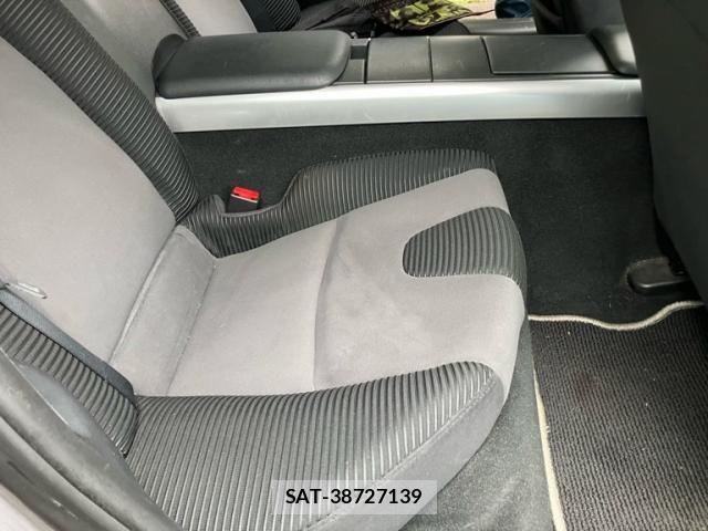 Mazda RX-8 2003-05 7060565-16