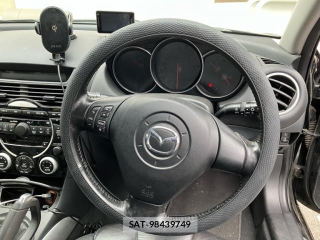 Mazda RX-8 2003-08 7329905-17