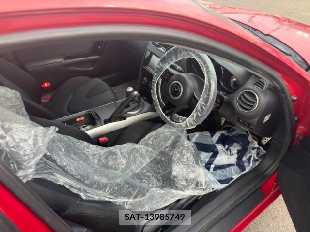 Mazda RX-8 2008-03 8337732-10