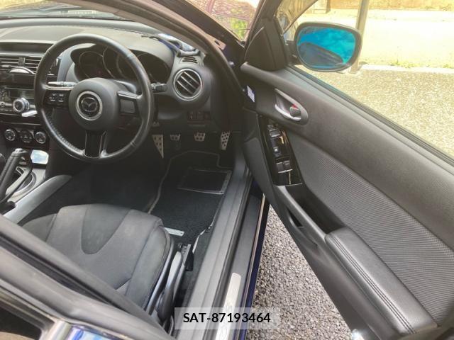 Mazda RX-8 2011-09 8486049-7