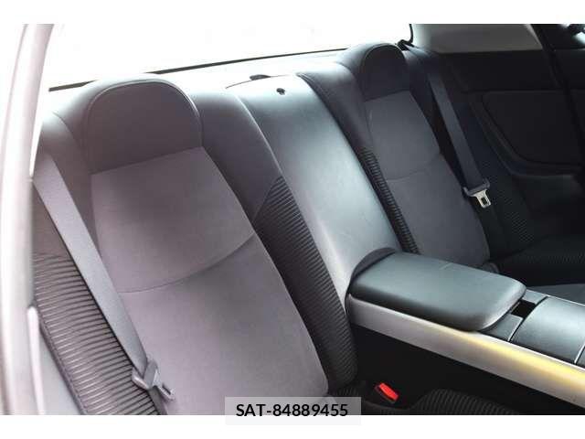 Mazda RX-8 2003-05 8666863-11