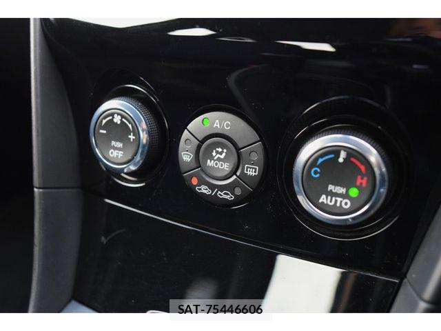 Mazda RX-8 2011-08 8666862-19