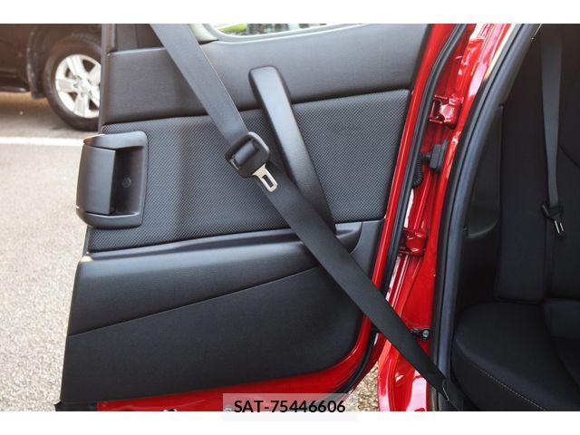 Mazda RX-8 2011-08 8666862-23