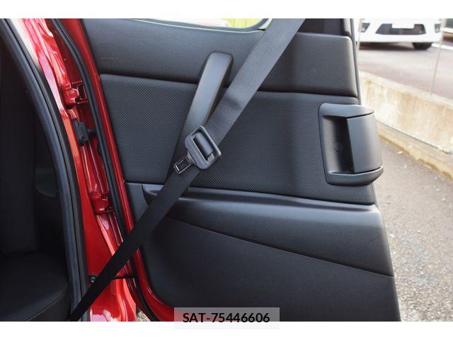Mazda RX-8 2011-08 8666862-25