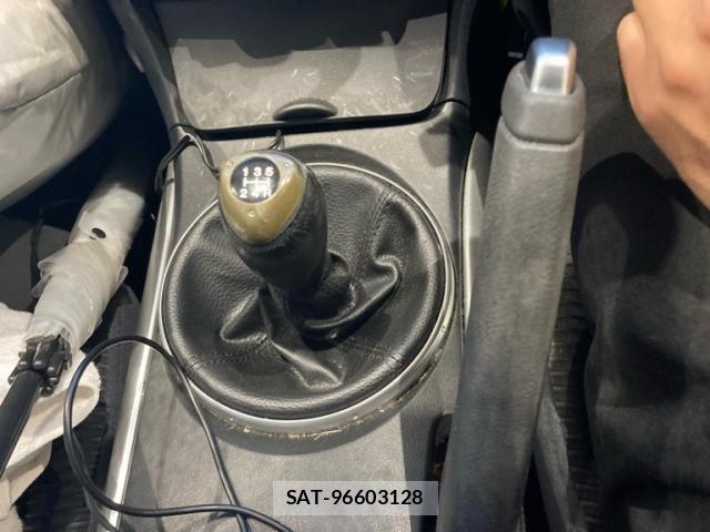 Mazda RX-8 2003-12 8661392-24