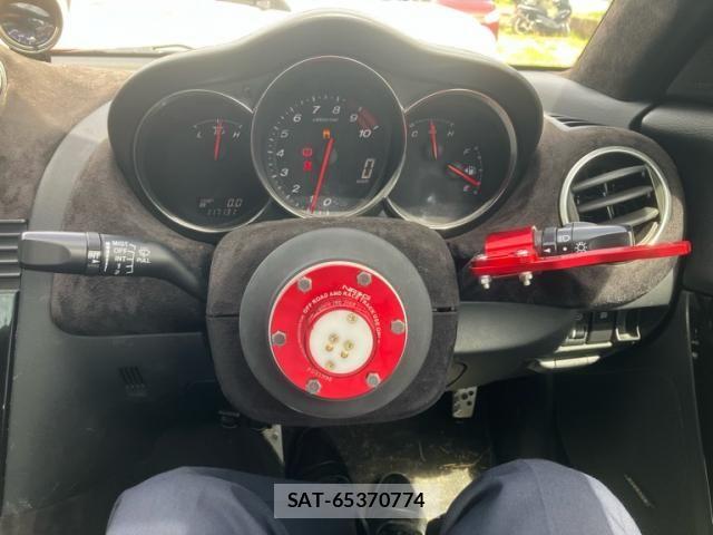 Mazda RX-8 2006-01 8781913-14