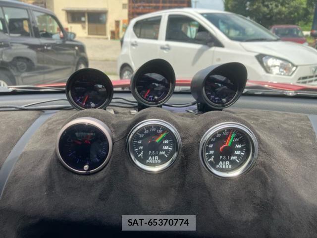 Mazda RX-8 2006-01 8781913-16